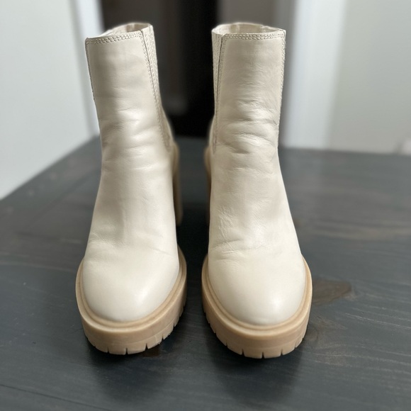 Caster H2O Dolce Vita Waterproof Ivory Leather Booties - Picture 2 of 8